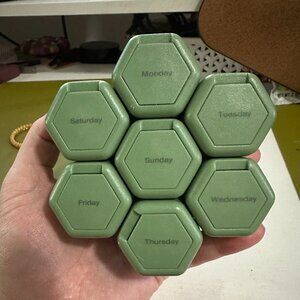 Cadence Capsules Weekly Set